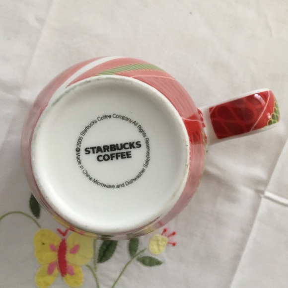 Starbucks 2005 Christmas Ribbon Candy Cane Cup - Picture 4 of 6